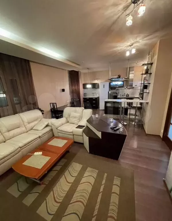 3-к. квартира, 90 м, 7/7 эт. - Фото 1