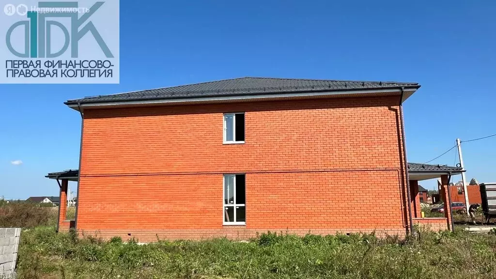 Дом в село Красное, Изумрудная улица, 30А (198.4 м) - Фото 1