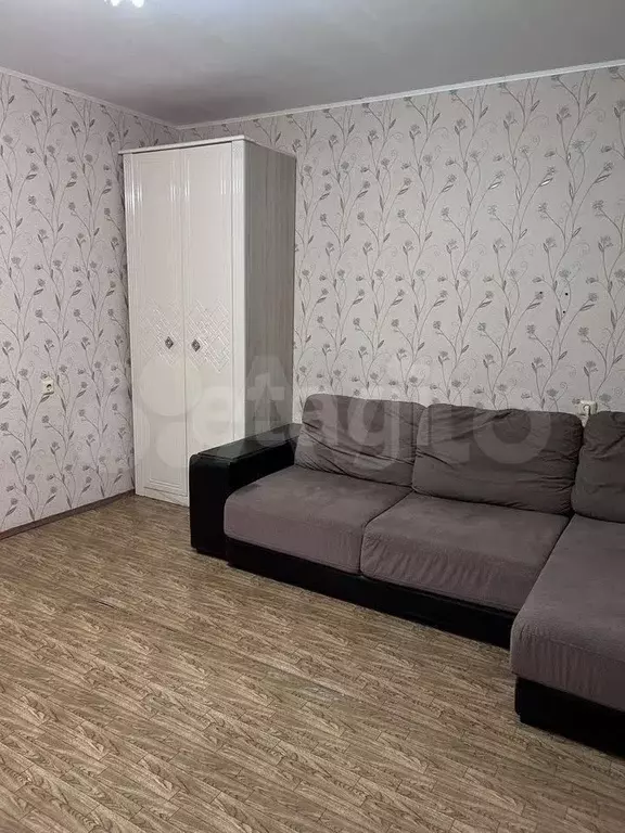 1-к. квартира, 40 м, 10/10 эт. - Фото 1