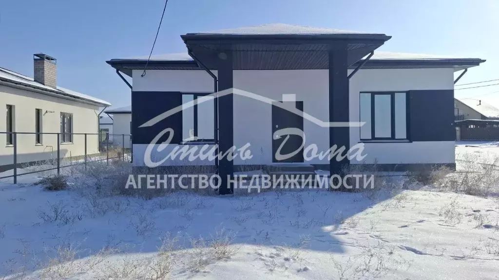 Дом в Волгоградская область, Волжский ул. Журавлиная (120 м) - Фото 1