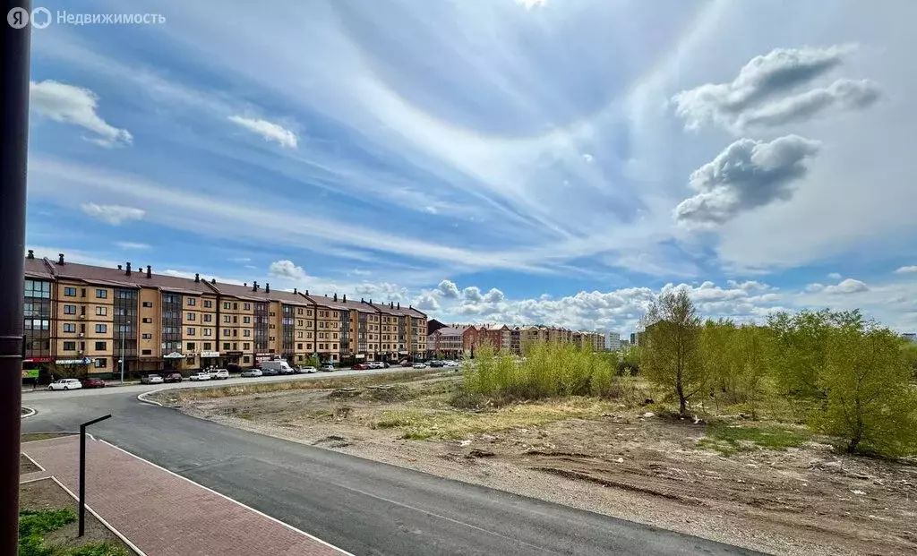 3-комнатная квартира: Абакан, улица Авиаторов, 5 (88.67 м) - Фото 0