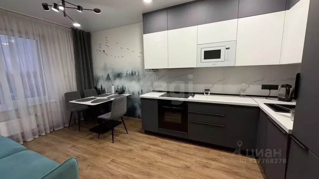 3-к кв. Алтайский край, Барнаул Молодежная ул., 136 (78.1 м) - Фото 1