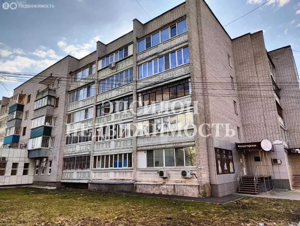 2-комнатная квартира: Курск, улица Радищева, 28 (50 м) - Фото 1
