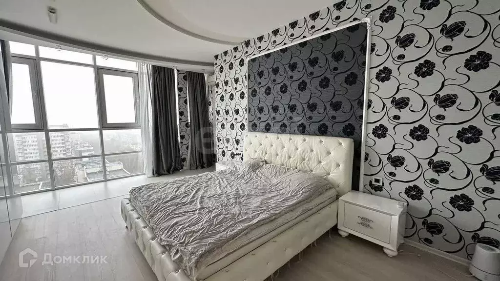 Продаётся 2-к квартира, 130 м - Фото 0