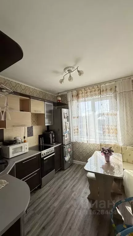 2-к кв. Красноярский край, Красноярск Уютный пер., 7 (54.0 м) - Фото 0