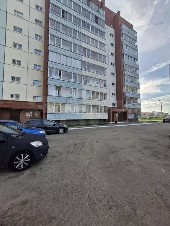 3-к. квартира, 76 м, 2/9 эт. - Фото 0