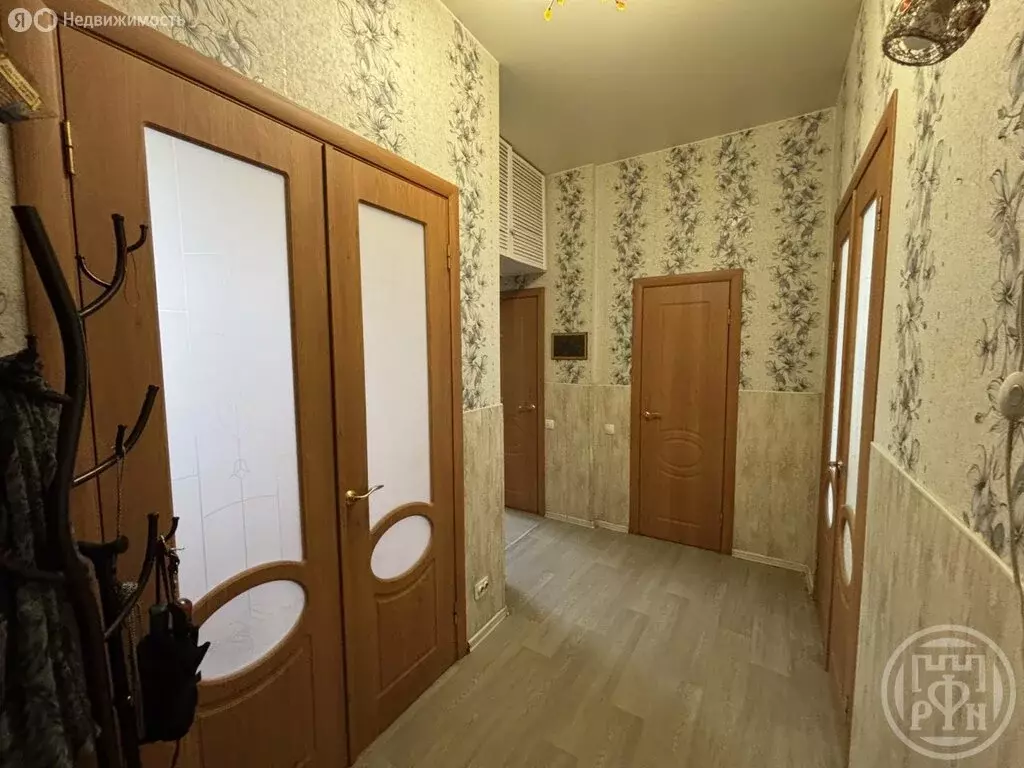 2-комнатная квартира: Петергоф, Ропшинское шоссе, 7 (57.5 м) - Фото 1