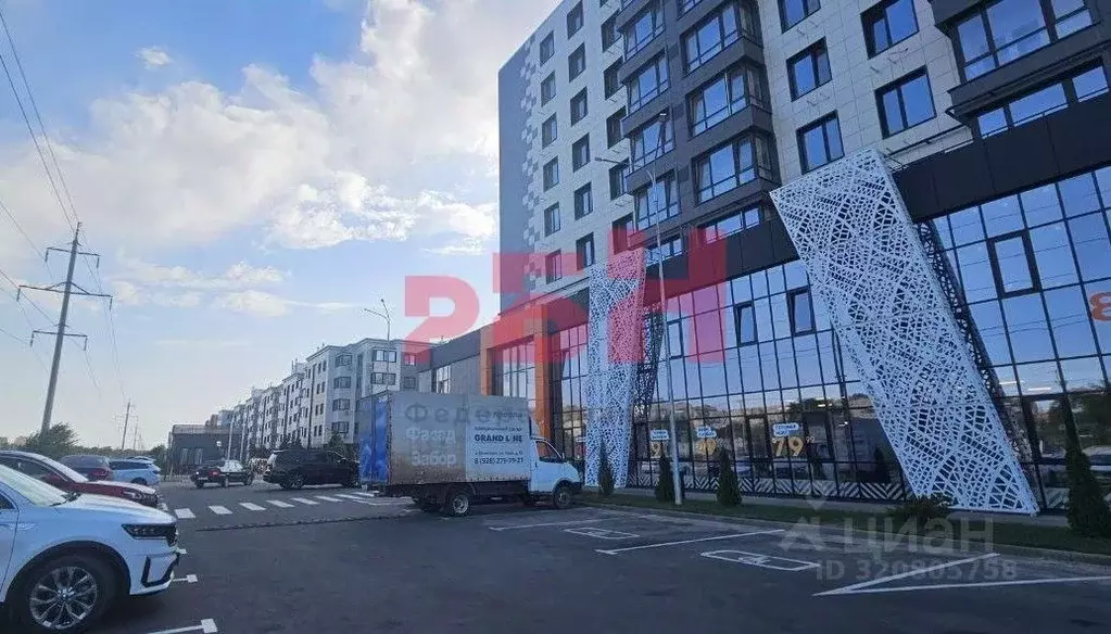 Торговая площадь в Ростовская область, Батайск Комсомольский жилой ... - Фото 0