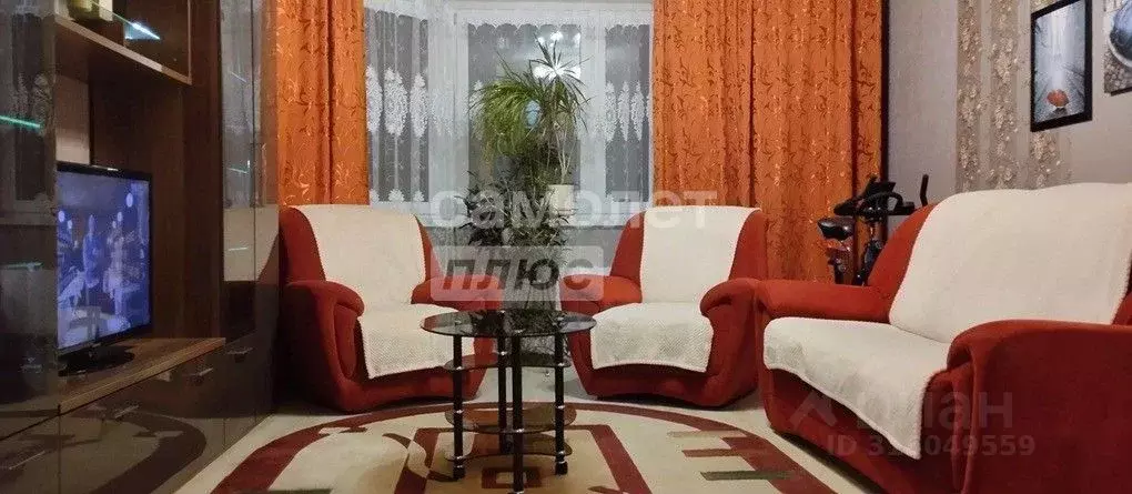 2-к кв. Калужская область, Калуга Хрустальная ул., 44к4 (60.5 м) - Фото 0