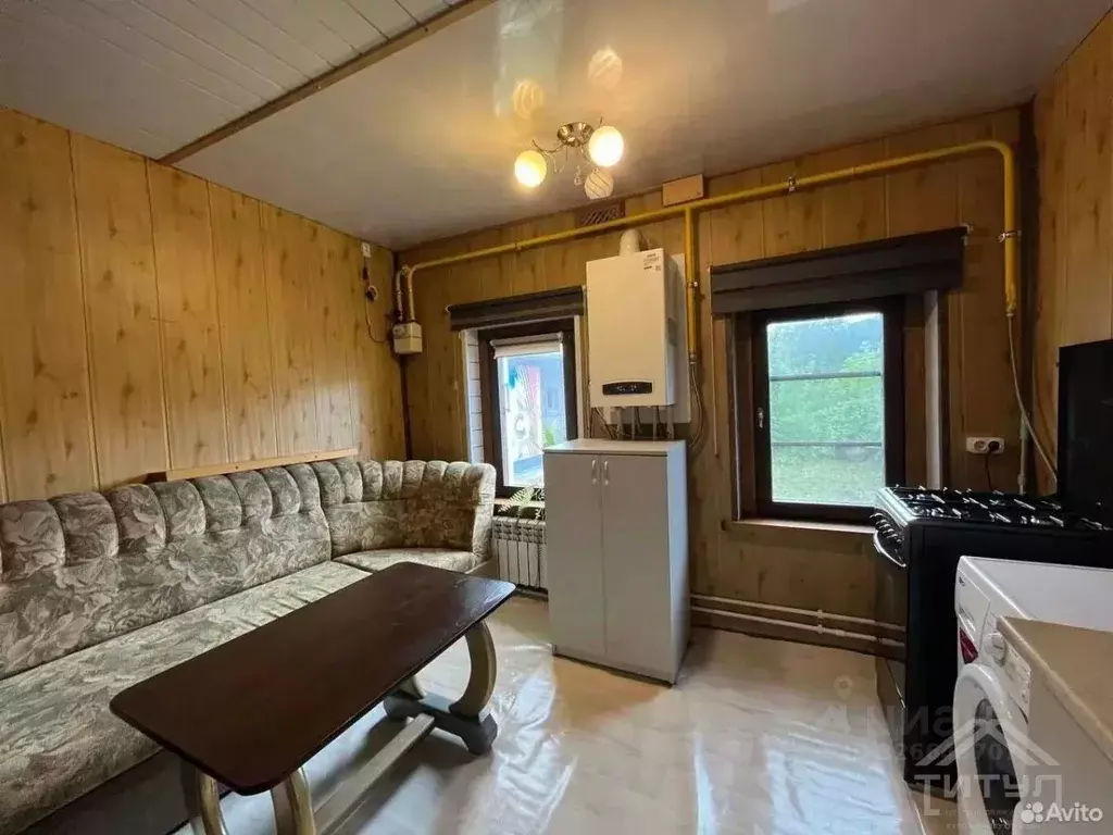 Дом в Алтайский край, Барнаул Рельефный проезд, 20А (50 м) - Фото 1