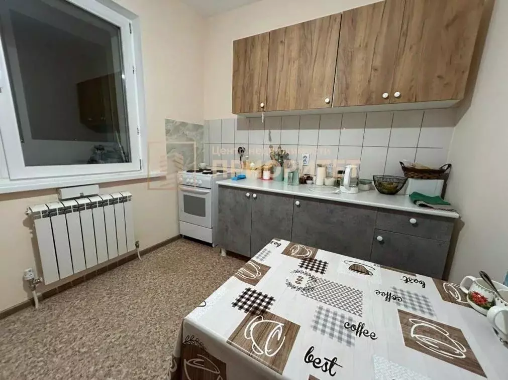 1-к кв. Саха (Якутия), Горный улус, с. Бердигестях ул. Комарова, 12 ... - Фото 1