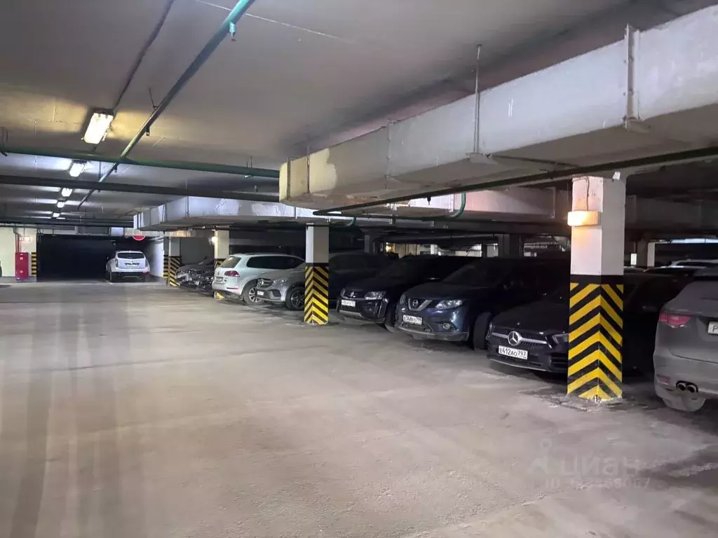 Гараж в Москва ул. Большая Набережная, 9 (13 м) - Фото 2