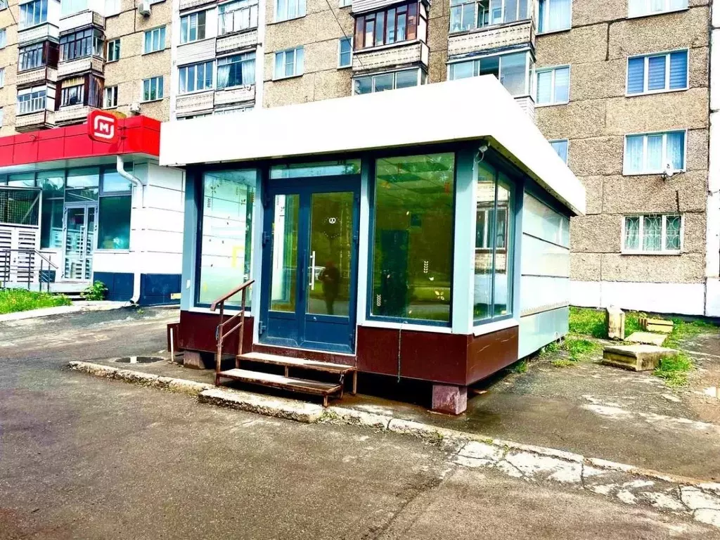Помещение свободного назначения в Удмуртия, Ижевск ул. Труда, 50 (28 ... - Фото 0