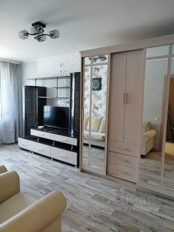 1-к кв. Самарская область, Тольятти Революционная ул., 13А (35.0 м) - Фото 0