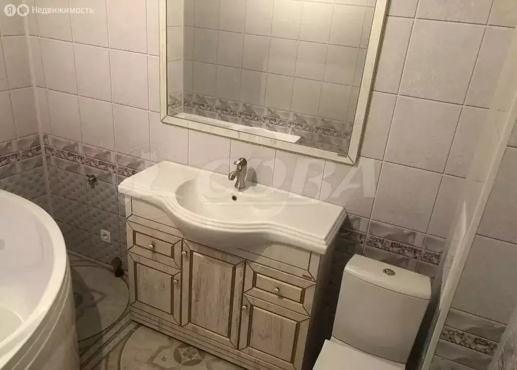 1-комнатная квартира: Тюмень, микрорайон Мыс, улица Малиновского, 8 ... - Фото 1