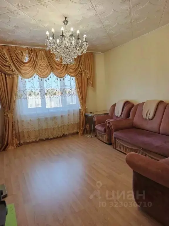 3-к кв. Иркутская область, Усть-Илимск ул. Энгельса, 23 (63.5 м) - Фото 0