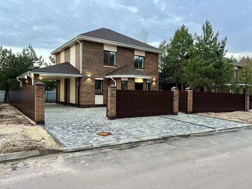 Дом в Калужская область, Калуга городской округ, д. Крутицы ул. ... - Фото 1