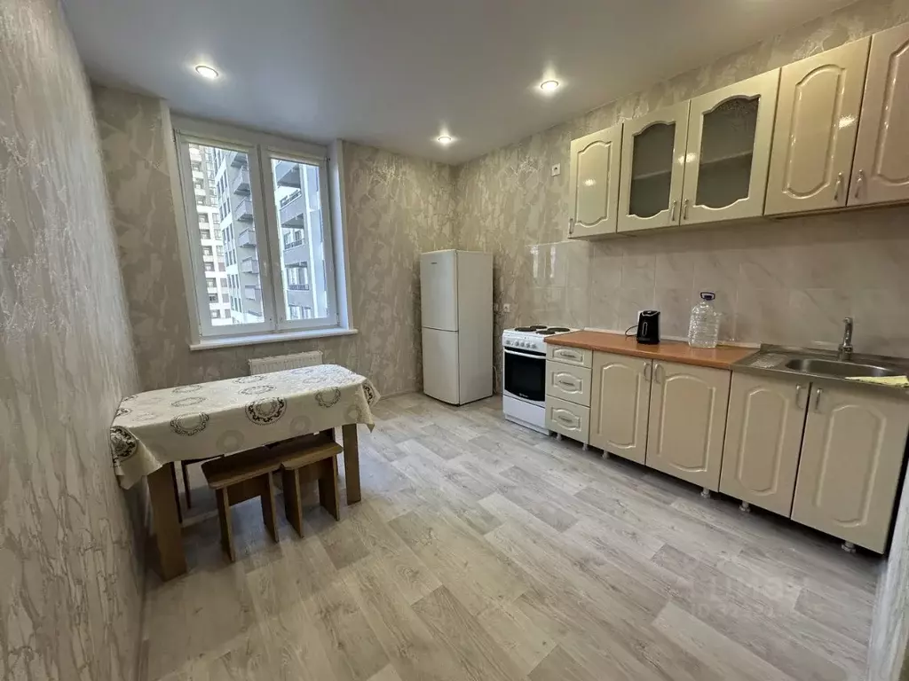 1-к кв. Свердловская область, Екатеринбург ул. Краснолесья, 96 (40.0 ... - Фото 1