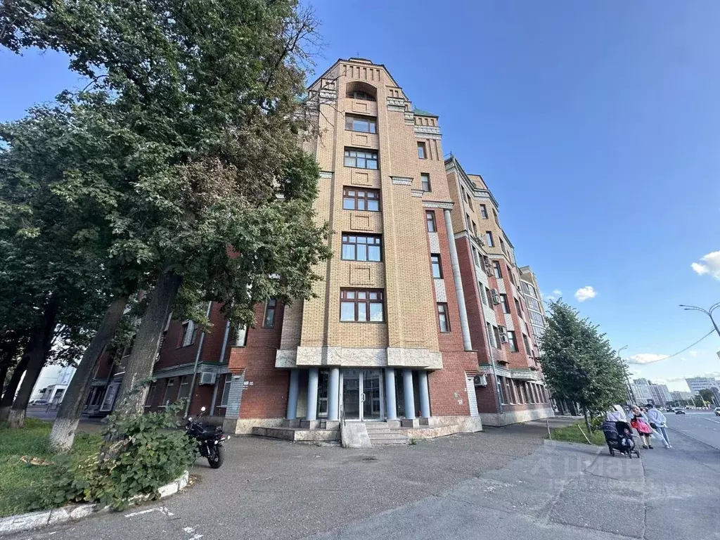 2-к кв. Татарстан, Казань ул. Вишневского, 11 (77.0 м) - Фото 1