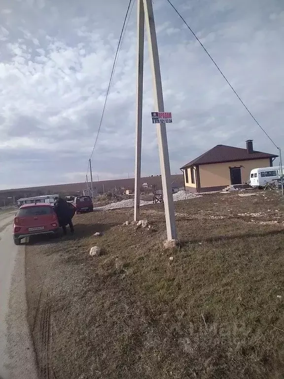 Участок в Крым, Симферопольский район, Перовское с/пос, с. Ключи ул. ... - Фото 1