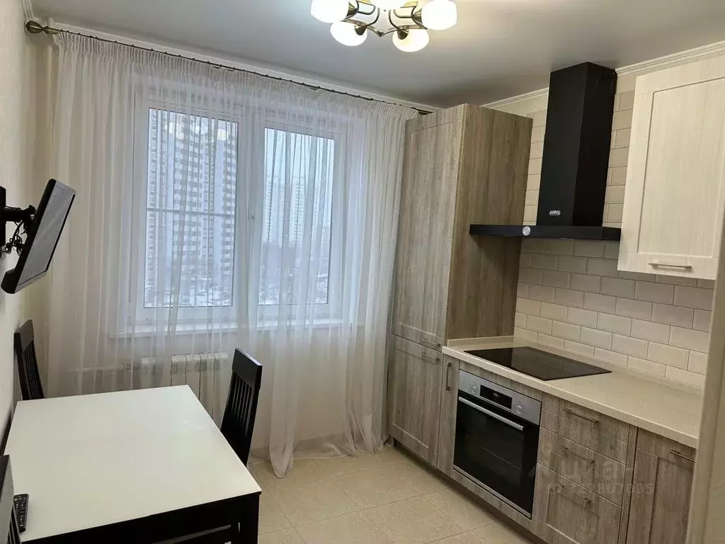 2-к кв. Москва ул. Крылатские Холмы, 30К3 (53.5 м) - Фото 1