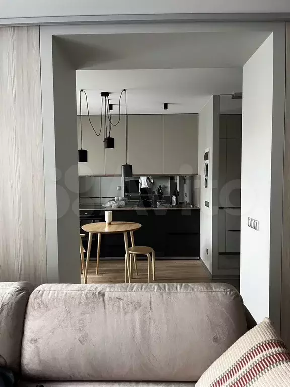 1-к. квартира, 55 м, 9/10 эт. - Фото 0