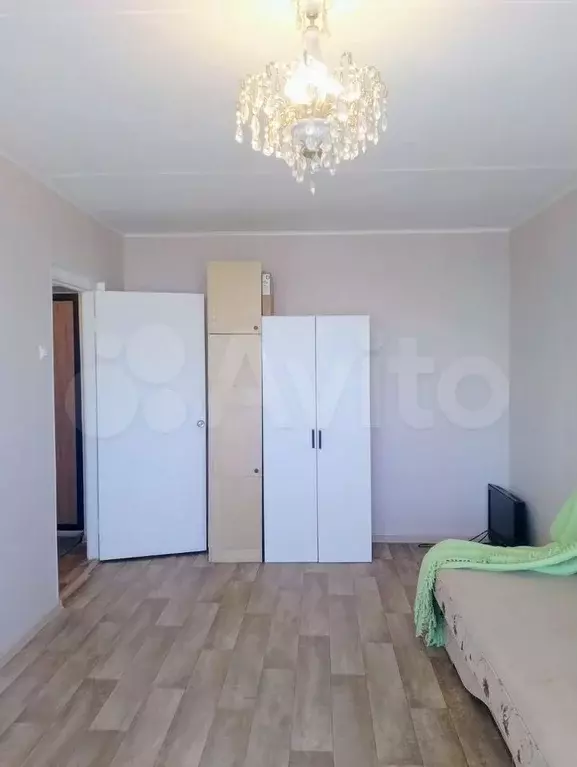 1-к. квартира, 32 м, 9/9 эт. - Фото 1