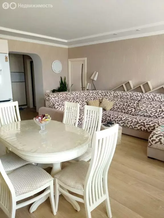 3-комнатная квартира: Саратов, Техническая улица, 7А (72 м) - Фото 1