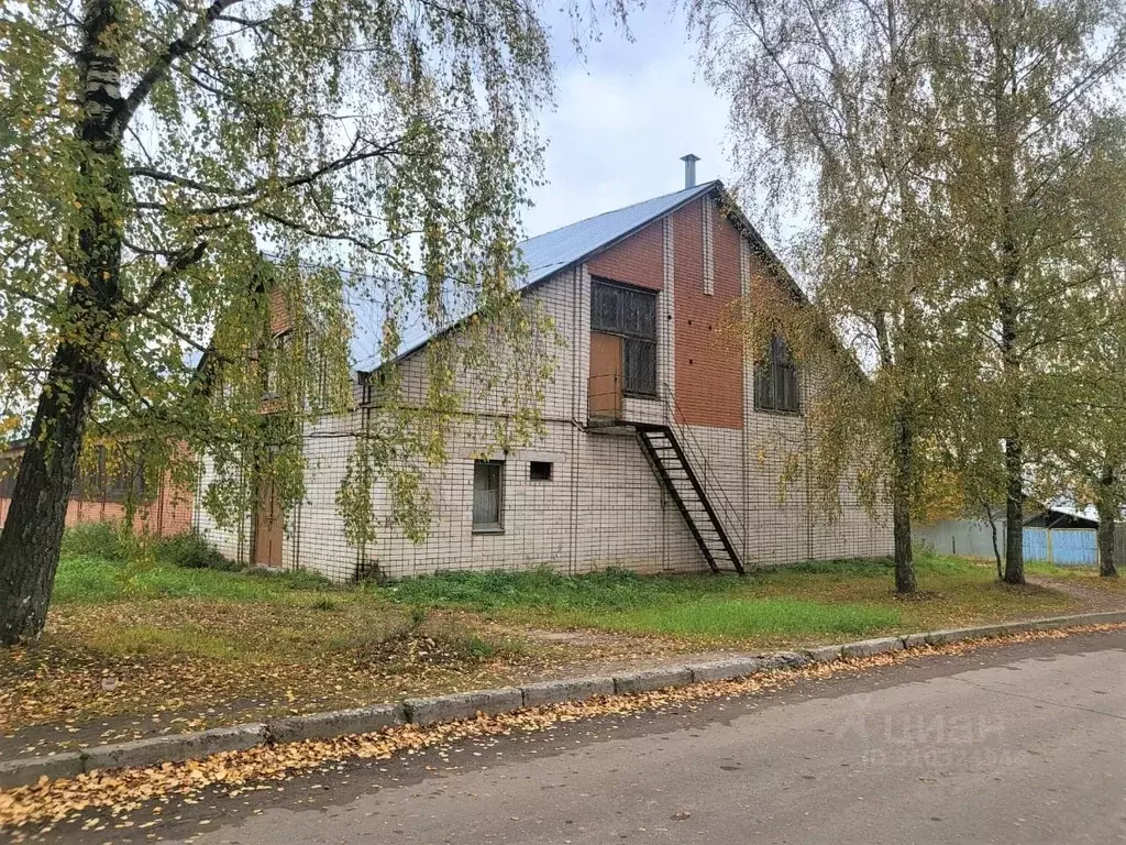 Помещение свободного назначения в Вологодская область, пос. Грибково ... - Фото 1