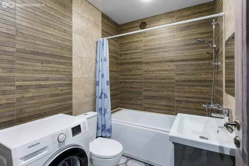 1-комнатная квартира: Тюмень, улица Ю.-Р.Г. Эрвье, 32к1 (30.6 м) - Фото 1