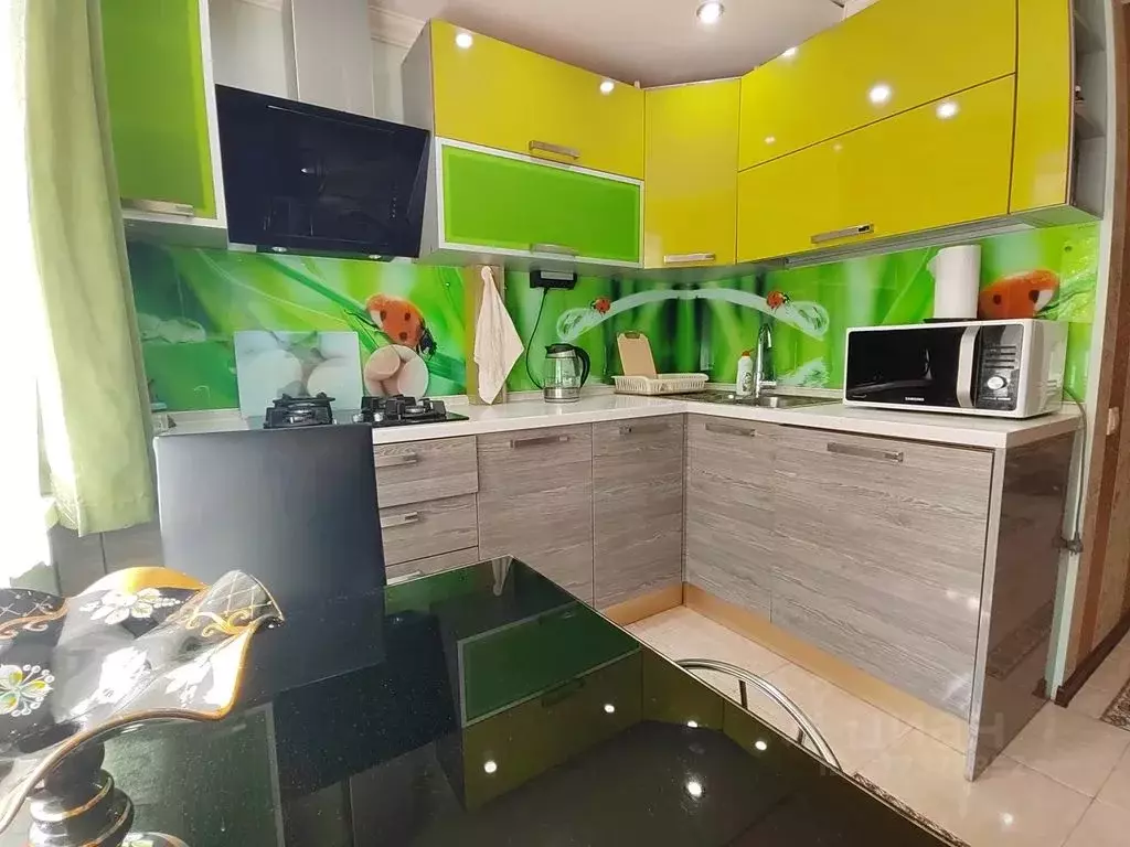 2-к кв. Краснодарский край, Сочи ул. Свердлова, 70 (40.0 м) - Фото 0