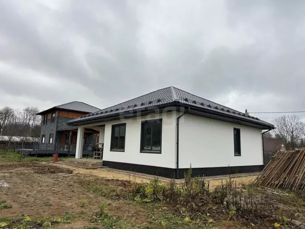 Дом в Московская область, Чехов муниципальный округ, с. Пешково ул. ... - Фото 0