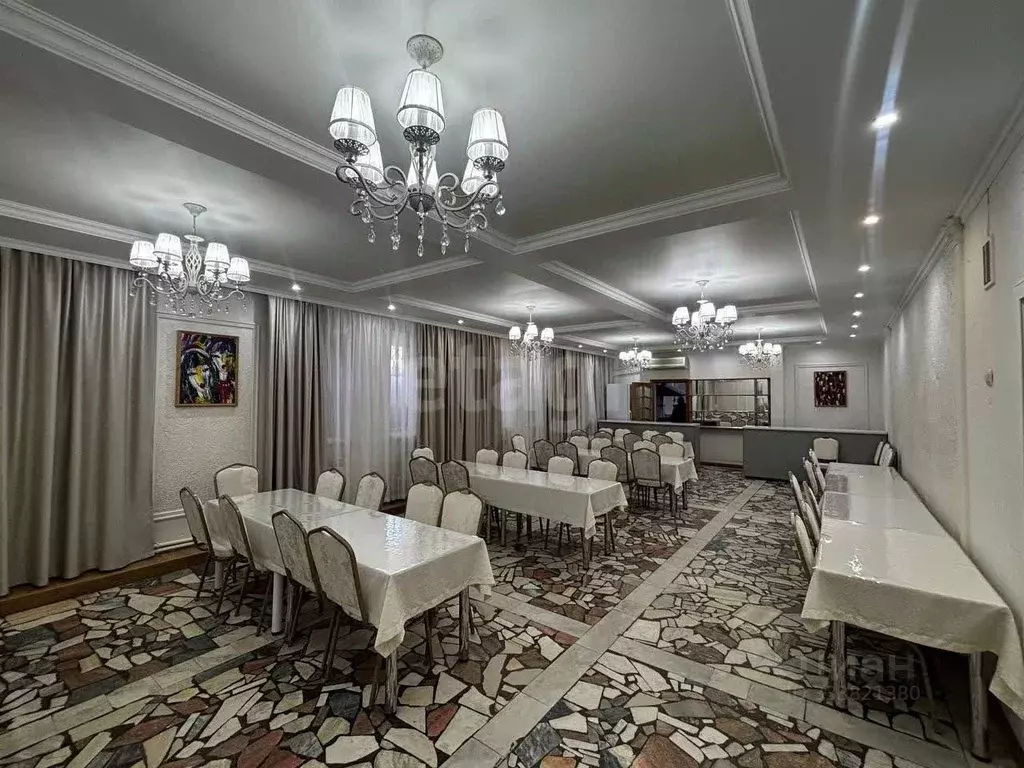 Помещение свободного назначения в Калмыкия, Элиста 6-й мкр, 25 (230 м) - Фото 2
