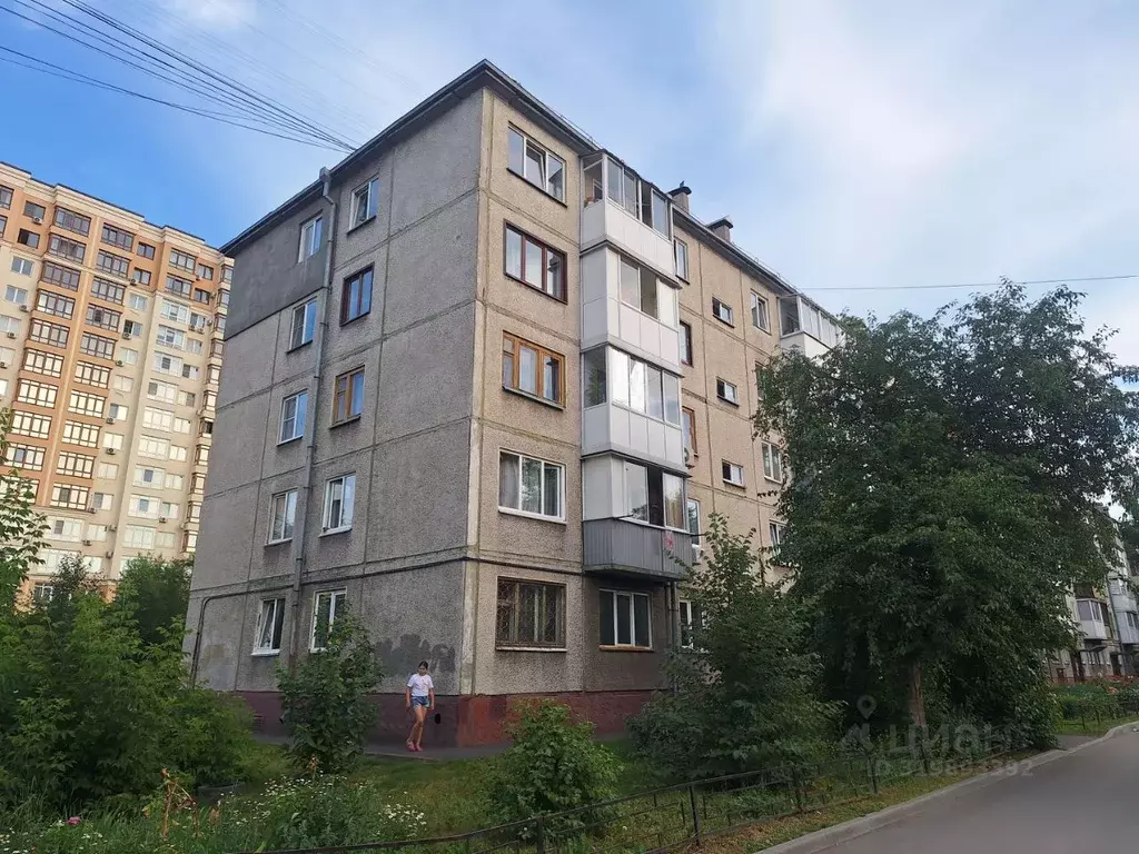 3-к кв. Кемеровская область, Кемерово ул. Мичурина, 37 (61.1 м) - Фото 0