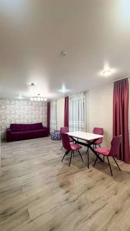 3-к кв. Красноярский край, Красноярск ул. Петра Ломако, 12 (81.0 м) - Фото 1