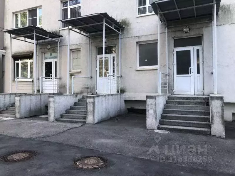 Офис в Нижегородская область, Нижний Новгород ул. Германа Лопатина, ... - Фото 1