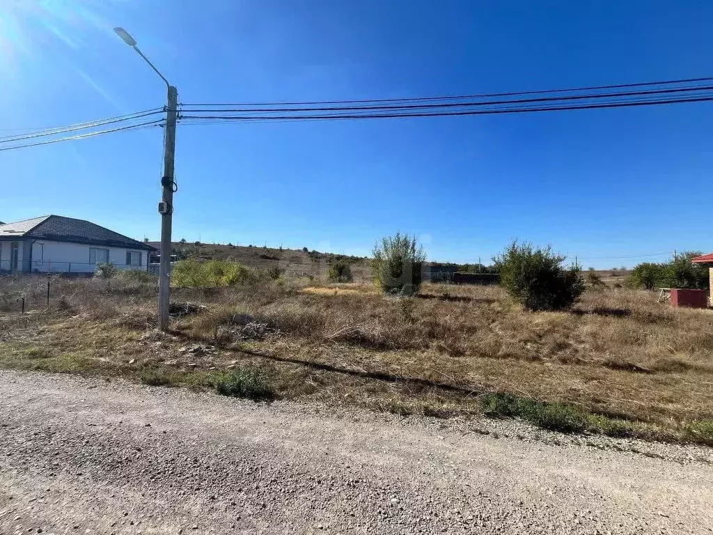 Участок в Крым, Симферопольский район, с. Доброе ул. Имени Рустема ... - Фото 2