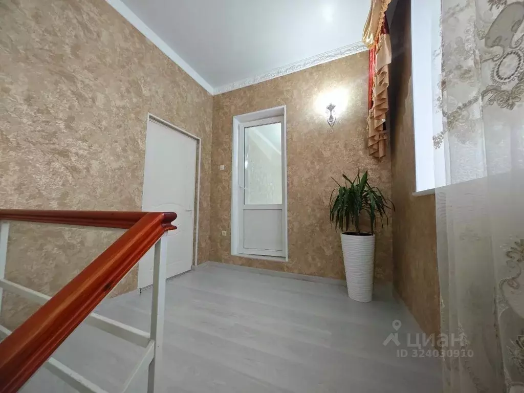 Коттедж в Волгоградская область, Волгоград Былинная ул., 11А (251 м) - Фото 1