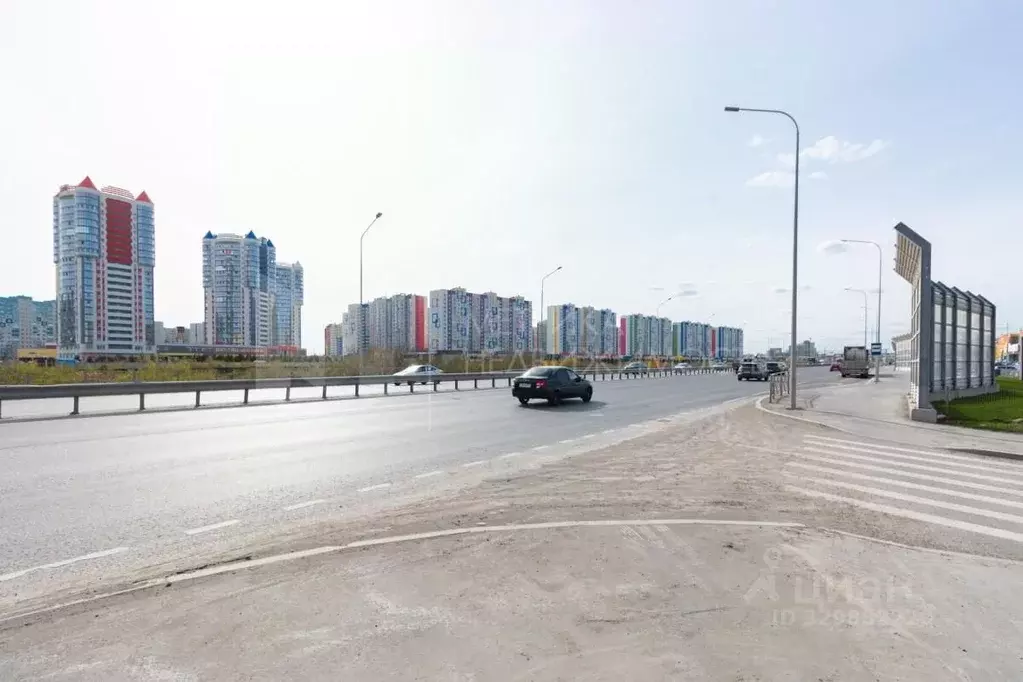 Помещение свободного назначения в Тюменская область, Тюмень ул. ... - Фото 1