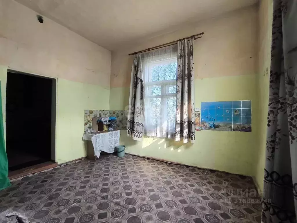 2-к кв. Бурятия, Улан-Удэ ул. Невского, 6 (33.8 м) - Фото 1