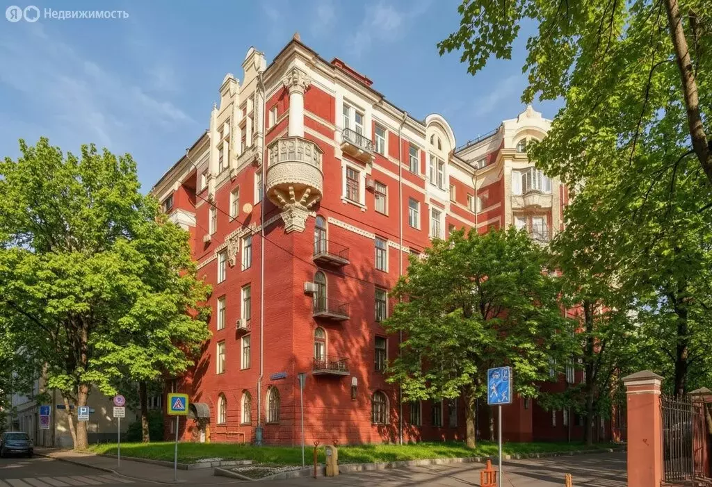 3-комнатная квартира: Москва, Трёхпрудный переулок, 8 (57.7 м) - Фото 1