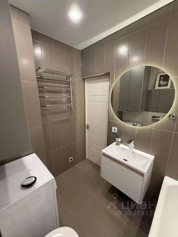 2-к кв. Приморский край, Владивосток ул. Сочинская, 1 (35.5 м) - Фото 2