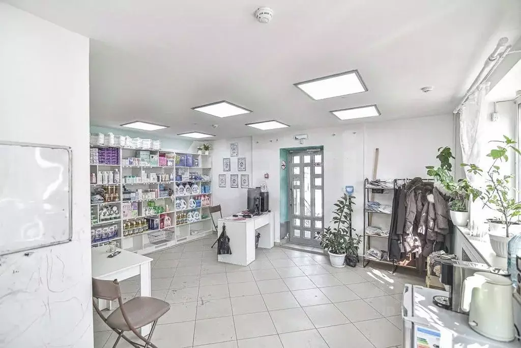 Помещение свободного назначения в Сахалинская область, Южно-Сахалинск ... - Фото 1