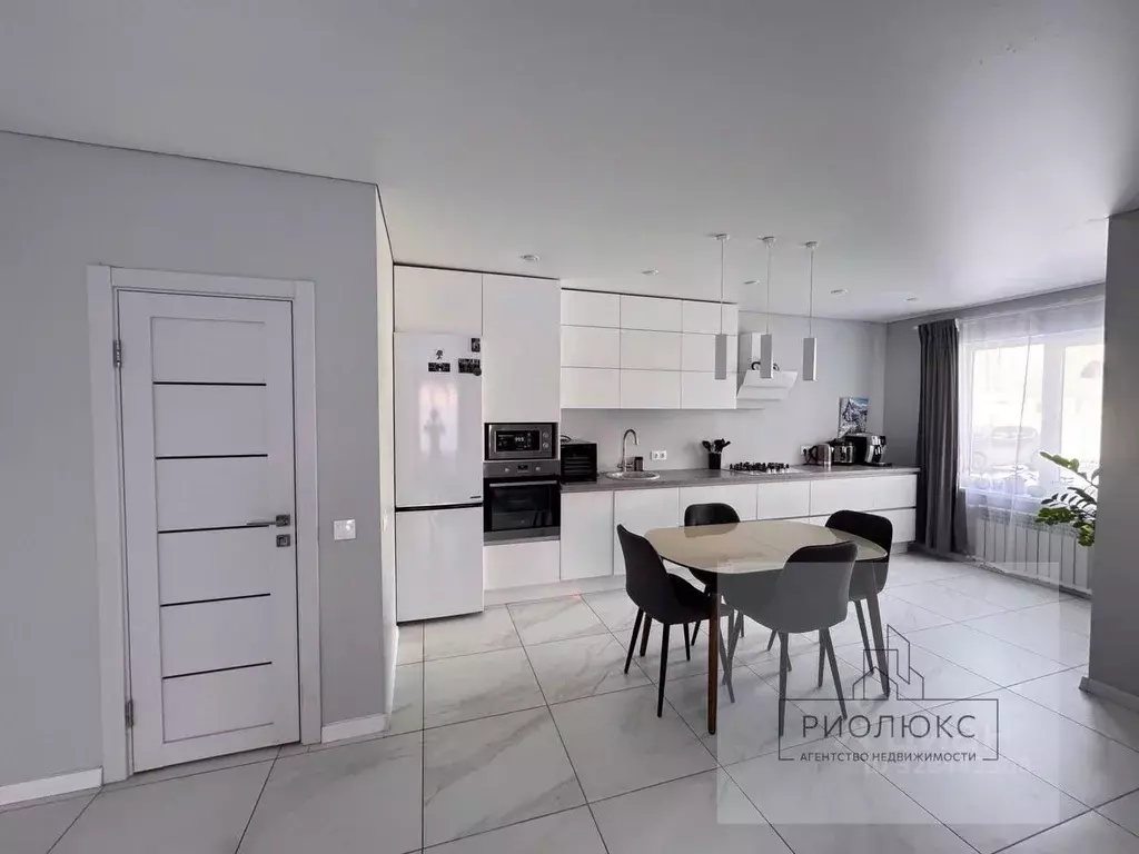 Таунхаус в Челябинская область, Челябинск Логовая ул., 38 (145 м) - Фото 2