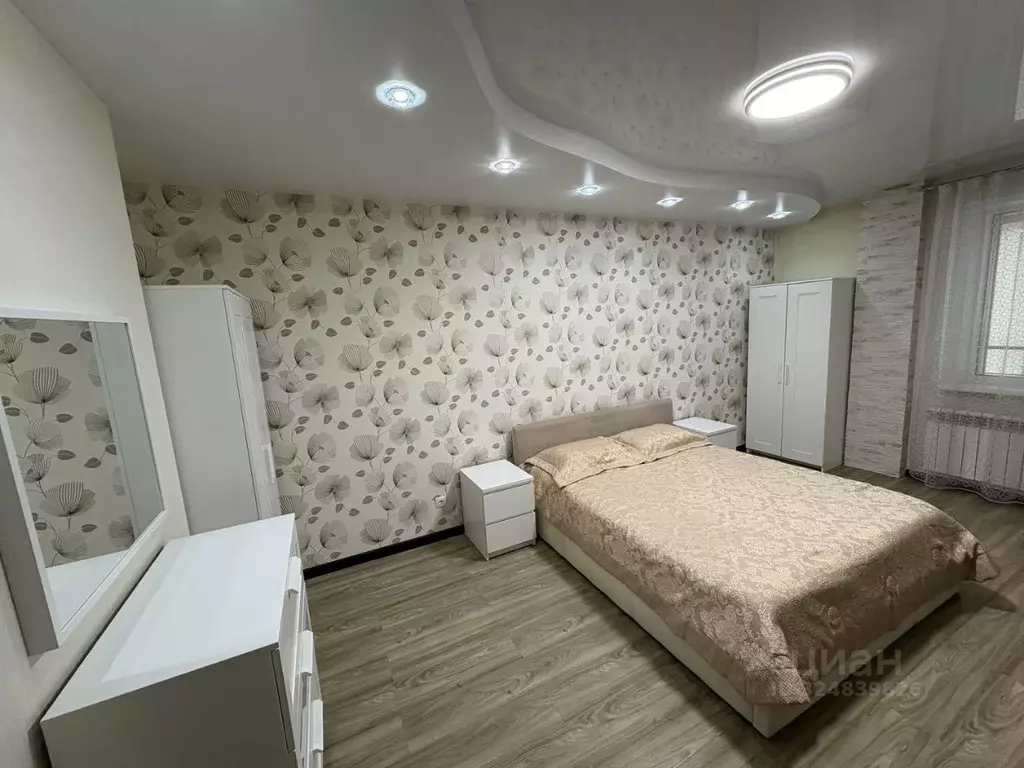 2-к кв. Новосибирская область, Новосибирск ул. Шевченко, 11 (83.2 м) - Фото 0