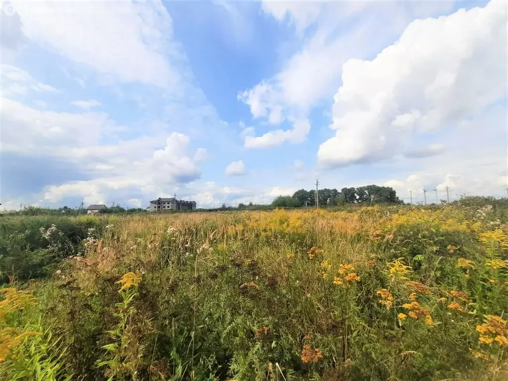 Участок в село Суромна, 3-я Сретенская улица, 7 (10 м) - Фото 0