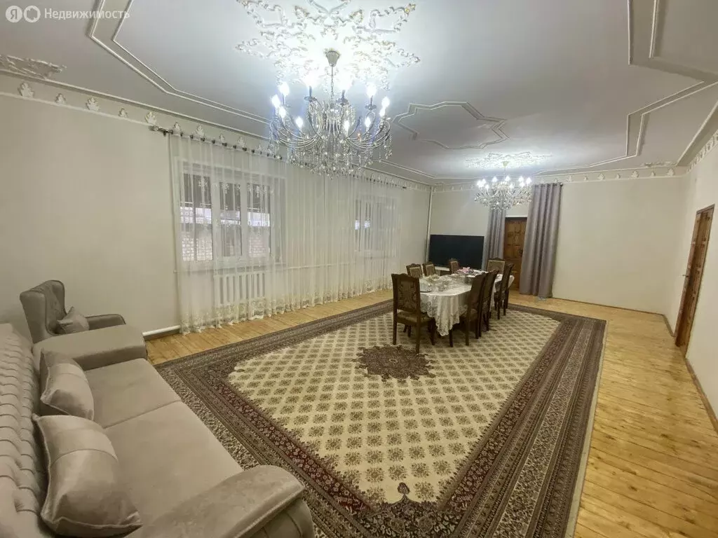 Дом в Дербент, улица А. Рыбникова, 50 (321 м) - Фото 1