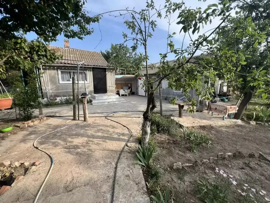 Дом в Крым, Черноморский район, Далековское с/пос, с. Северное ул. ... - Фото 2