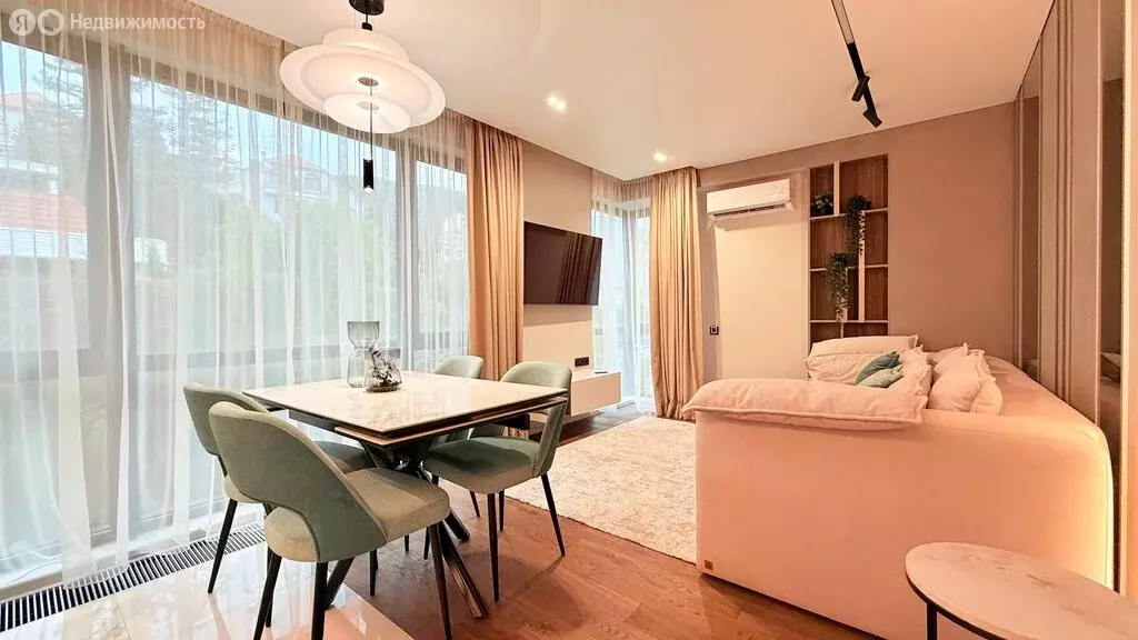3-комнатная квартира: Сочи, Курортный проспект, 96Г (65 м) - Фото 1