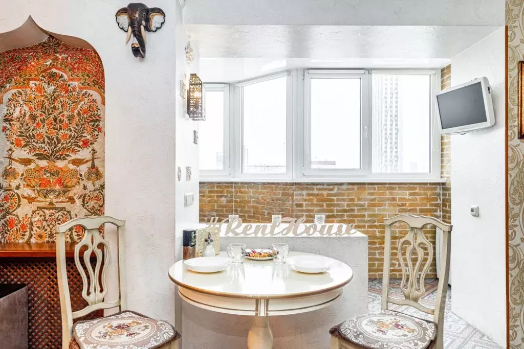 1-к кв. Свердловская область, Екатеринбург ул. Сурикова, 4 (63.0 м) - Фото 2